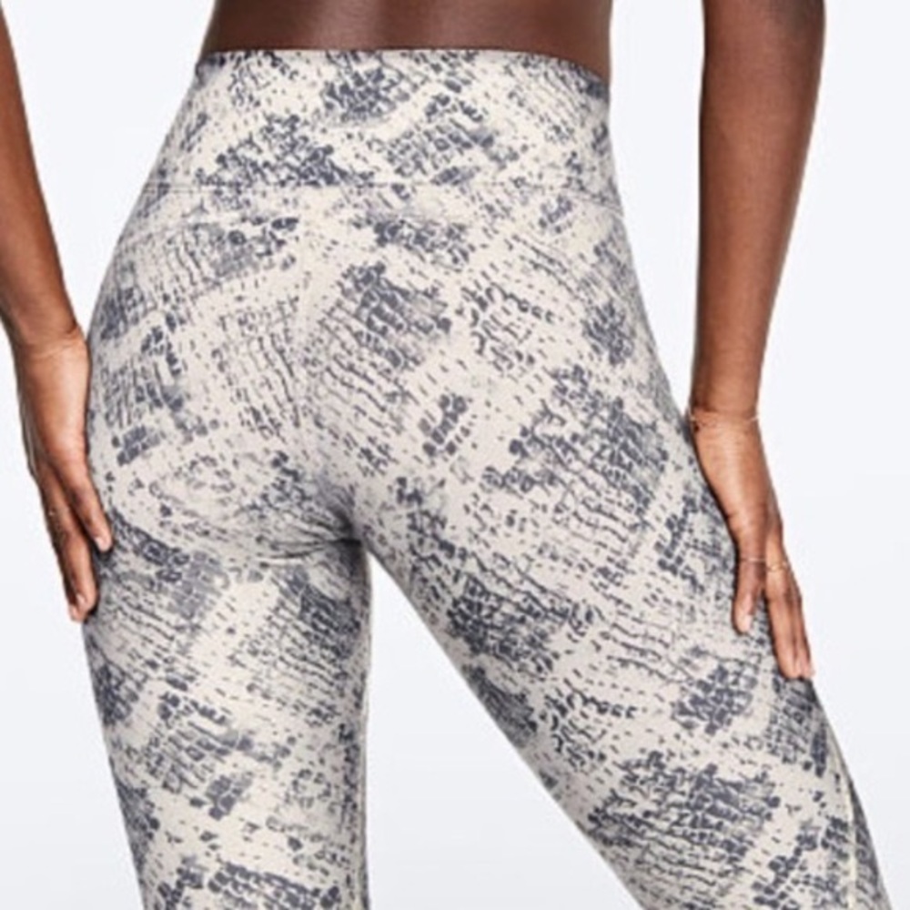 Victoria secrete leggings